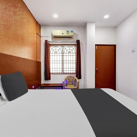 Hotel O Gangothri Lodge Визакхапатнам Екстериор снимка